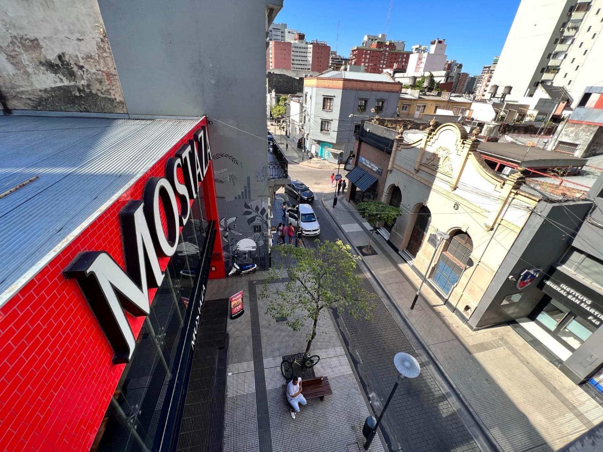 Sobre 25 De Mayo A La Par De Mcdonald'S Y Mostaza Appartement San Miguel de Tucumán Buitenkant foto